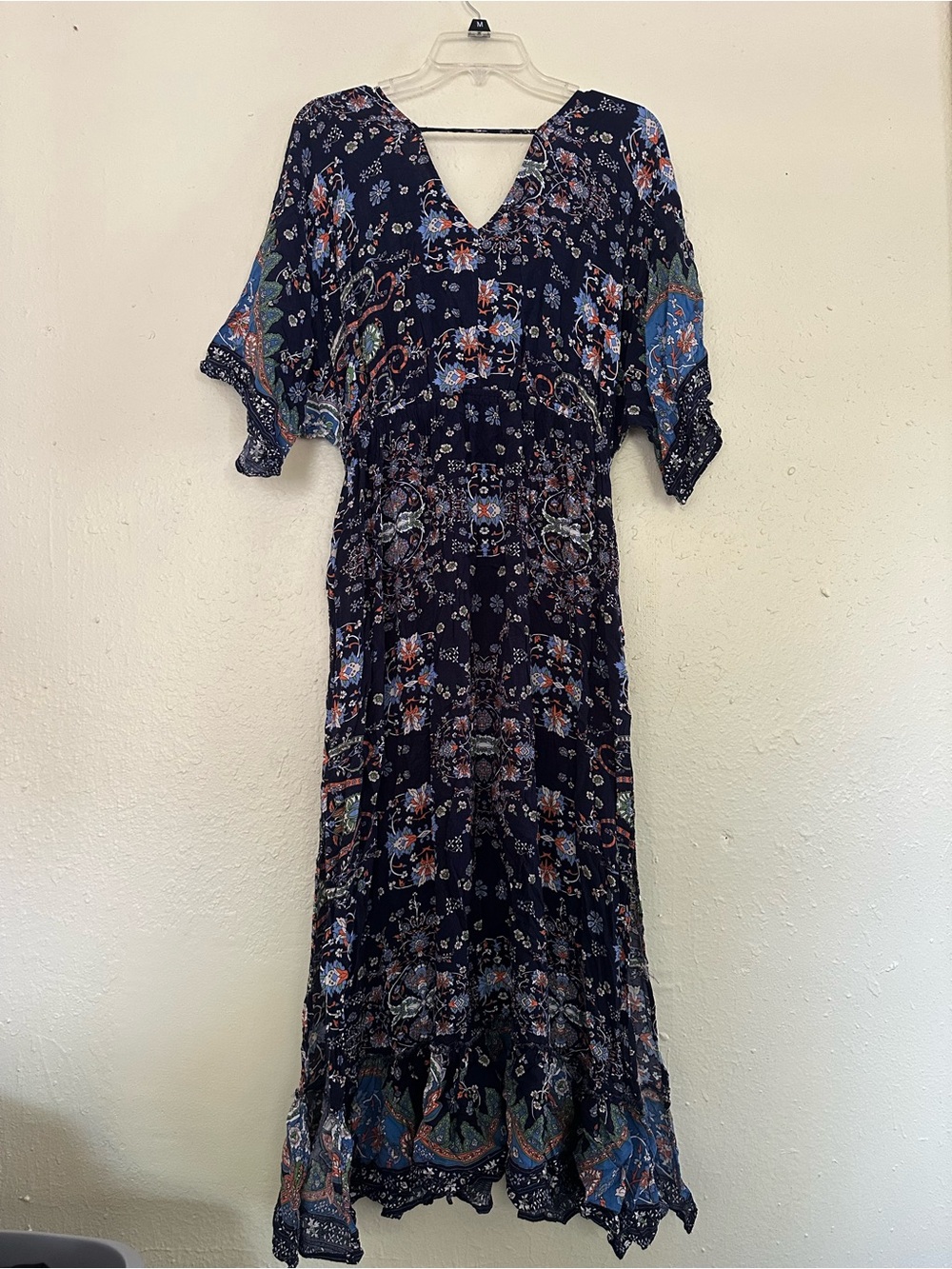 Boho Floral Navy Maxi Dress with V-Neck EUC